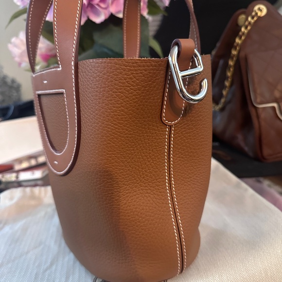 AUTHENTIC BNWT Hermès In-The-Loop 18 – Gold Clemence Leather - Picture 4 of 17